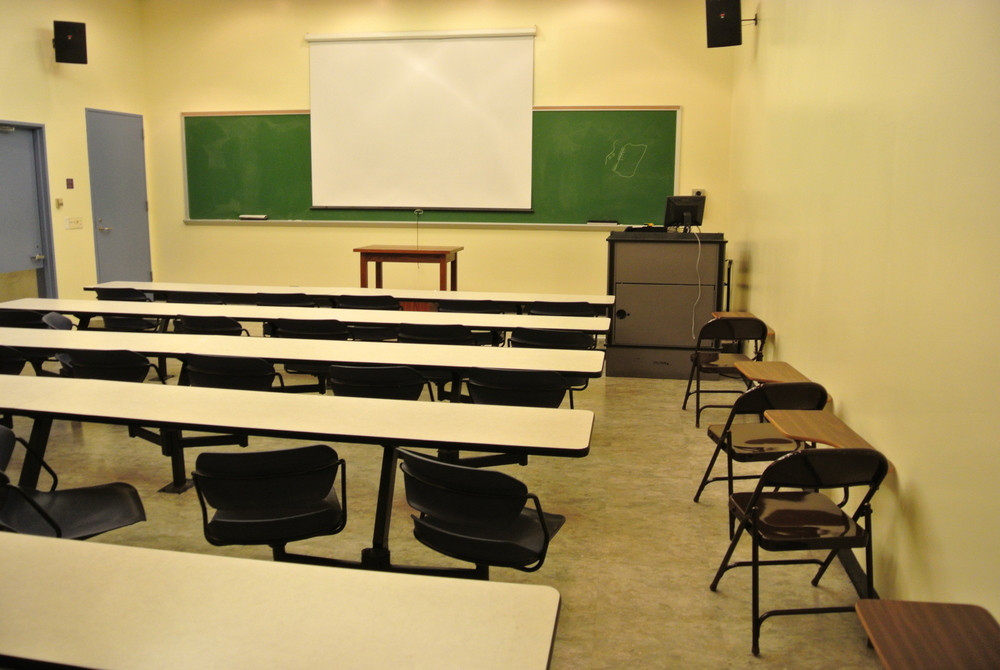 Schapiro Center for Engineering Physical Science Research Classroom