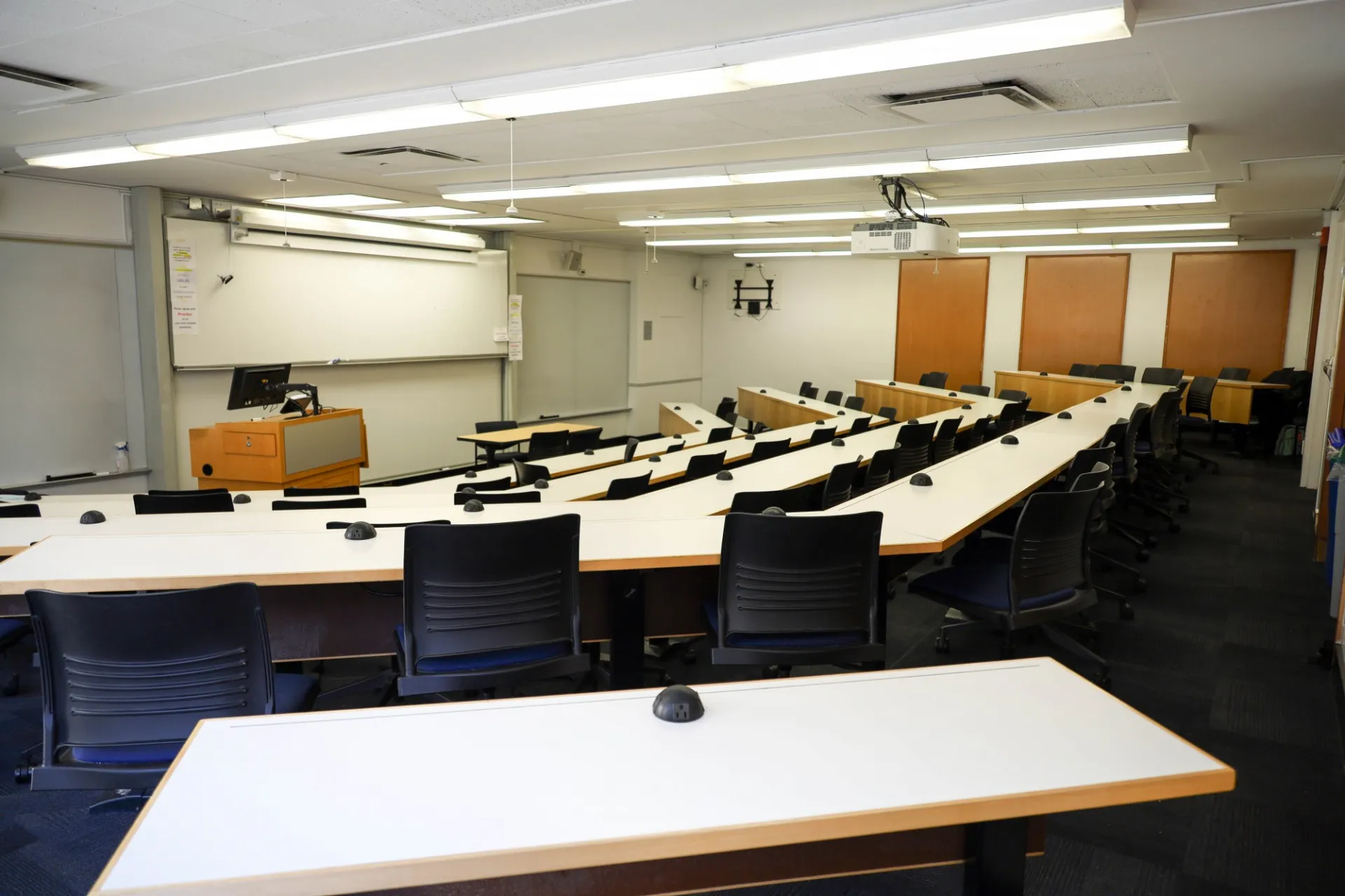 Uris 303