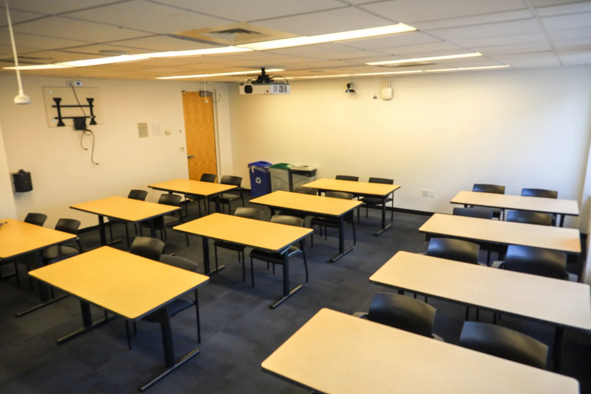 Uris 306