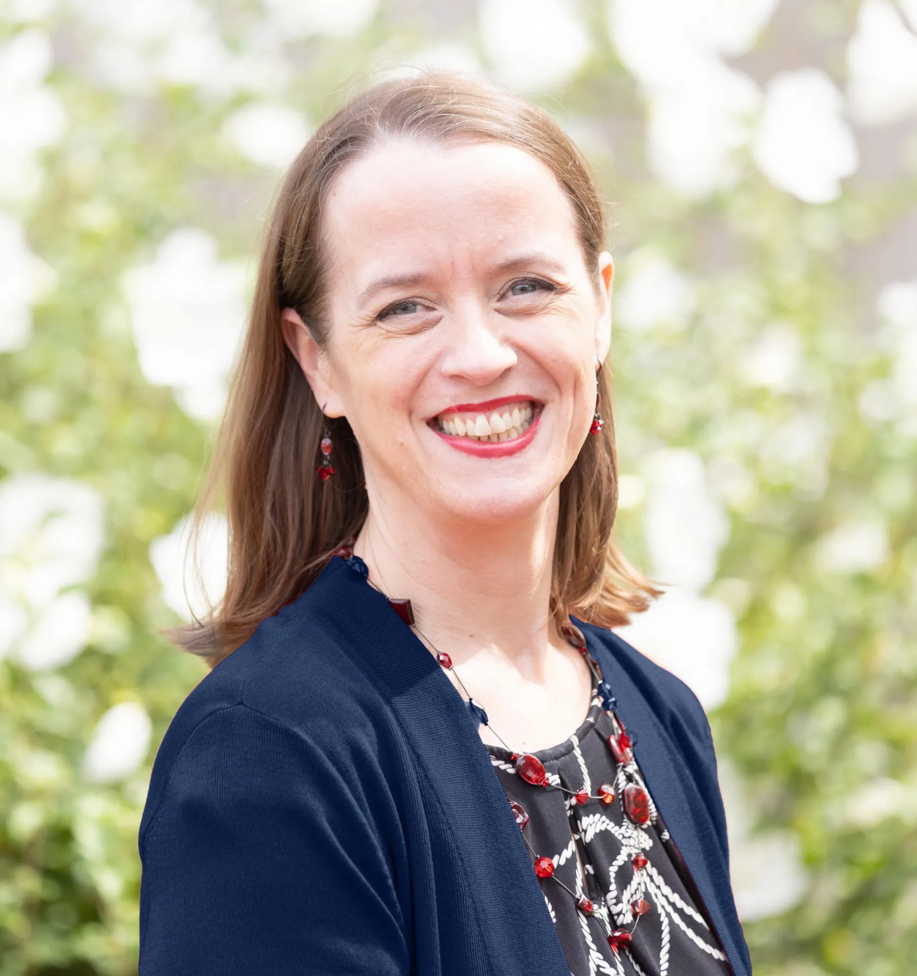 Monica Avitsur's headshot